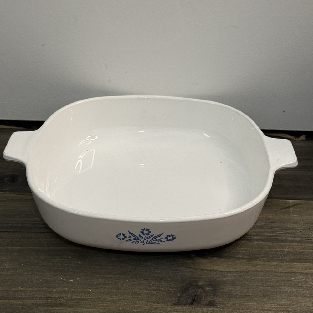 Vintage Corning Ware‎ Blue Cornflower P-9-B 9" Baking Dish USA 1960s-70s
